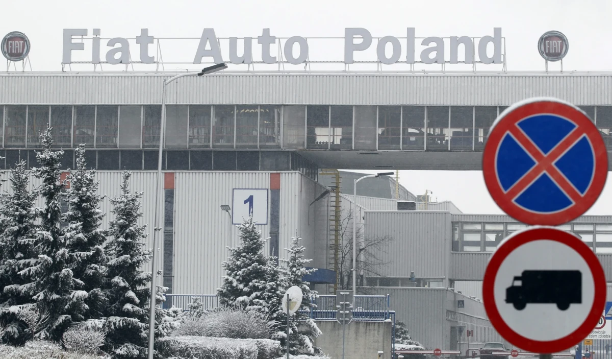 Zamiast specjalnego programu pomocy - standardowe rozwiązania. Tylko taką ofertę ma resort pracy dla prawie 1500 ludzi zwalnianych z fabryki Fiata w Tychach. To oznacza, że prawdopodobnie pieniądze na pomoc dla zwalnianych będą znacznie mniejsze.