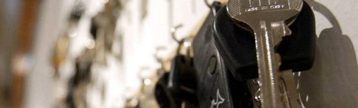 Trzynastoletni chłopiec z Włoch, który uciekł z domu luksusowym samochodem ojca, został odnaleziony w Niemczech. Media informowały wcześniej, że nastolatek próbował dostać się do Polski, gdzie mieszka jego siostra. Uciekiniera poszukiwał Interpol. 