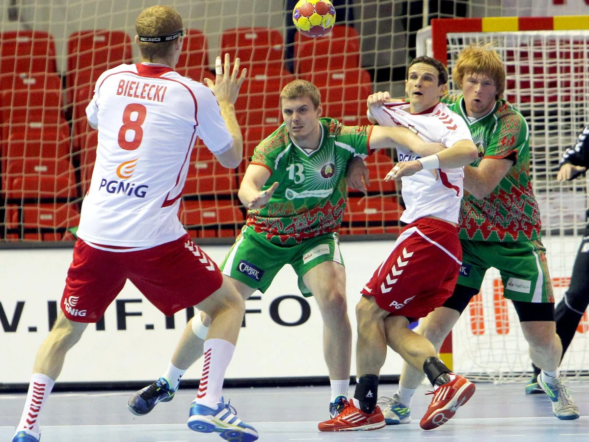 Doskonale rozpoczęły się dla Polski mistrzostwa świata w piłce ręcznej. Nasi szczypiorniści pokonali w swoim meczu inauguracyjnym w Saragossie Białoruś, kończąc spotkanie z wynikiem 24:22 (14:9). Kolejnym rywalem biało-czerwonych będzie Arabia Saudyjska, która w swoim pierwszym meczu przegrała ze Słowenią 32:22. 