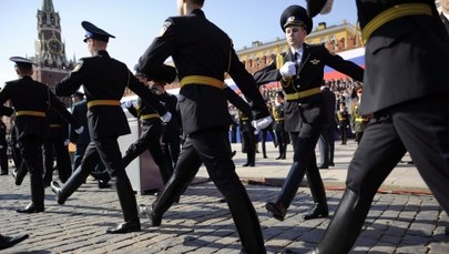 Rosyjska armia wejdzie w 2014 rok bez onuc