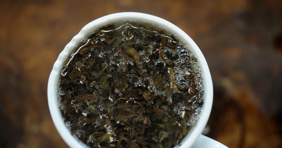 Popołudniowa herbatka w Wielkiej Brytanii to nieomal rytuał. Tradycja tradycją, ale jak się  okazuje, na Wyspach w ostatnich latach sprzedaje się coraz mniej czajników. 