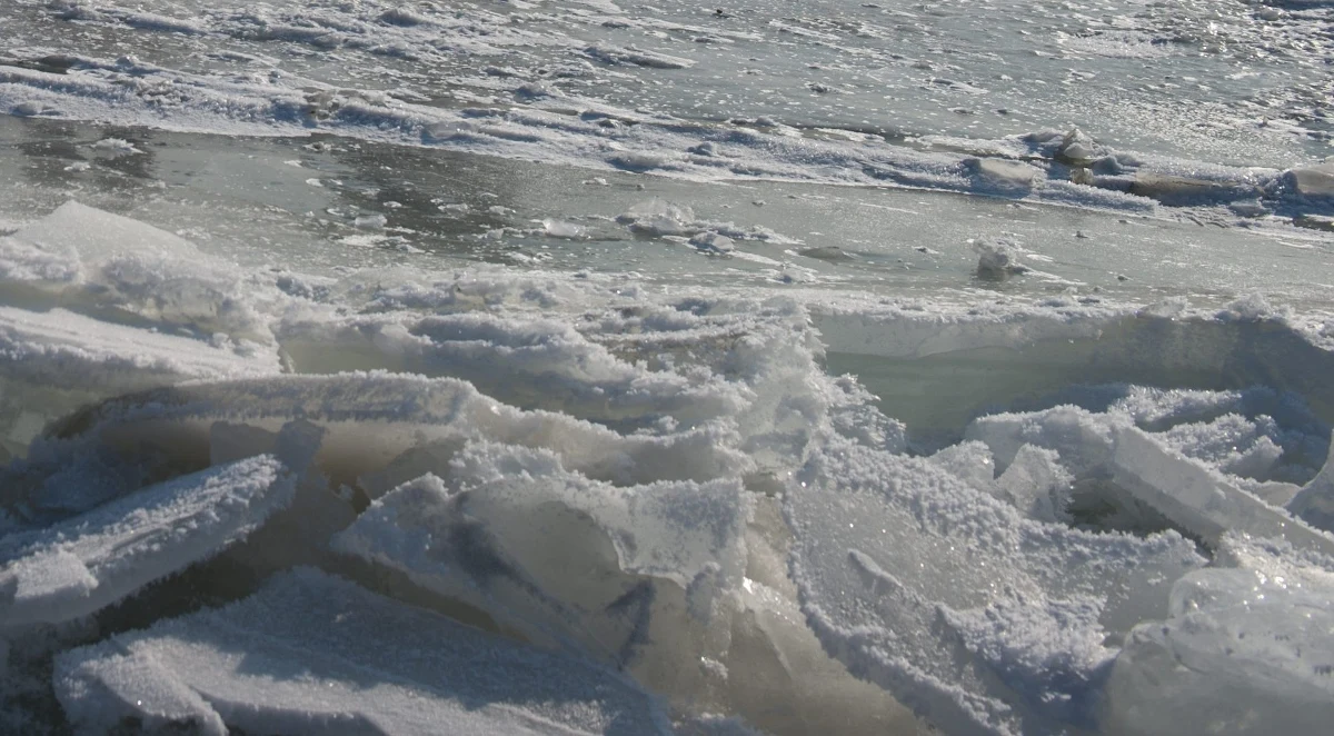W przeddzień prawosławnego święta popularnie zwanego Jordanem władze Moskwy wydały zakaz wskakiwania po pijanemu do przerębli. Kąpiel w przeręblach w kształcie krzyża odbywana w dniu święta Chrztu Pańskiego jest jedną z rosyjskich tradycji.