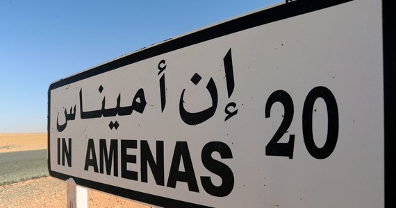 Minister komunikacji Algierii Mohammed Said obawia się, że liczba zakładników, którzy zginęli w opanowanym przez islamistyczną grupę zbrojną kompleksie gazowym In Amenas może być większa niż 23 osoby. Wielka Brytania poinformowała dziś, że w Algierii zostało zabitych co najmniej trzech jej obywateli.