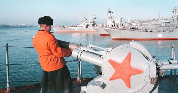 Z udziałem sił flot Północnej, Bałtyckiej, Czarnomorskiej i Oceanu Spokojnego rozpoczęły się największe od dziesięcioleci manewry rosyjskiej marynarki wojennej. Według resortu obrony tego kraju, ćwiczenia na wodach mórz Śródziemnego i Czarnego potrwają do 29 stycznia. 