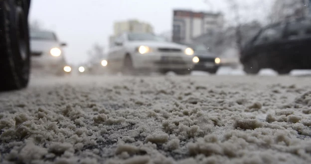 Bardzo trudne warunki na drogach panują w całym kraju  