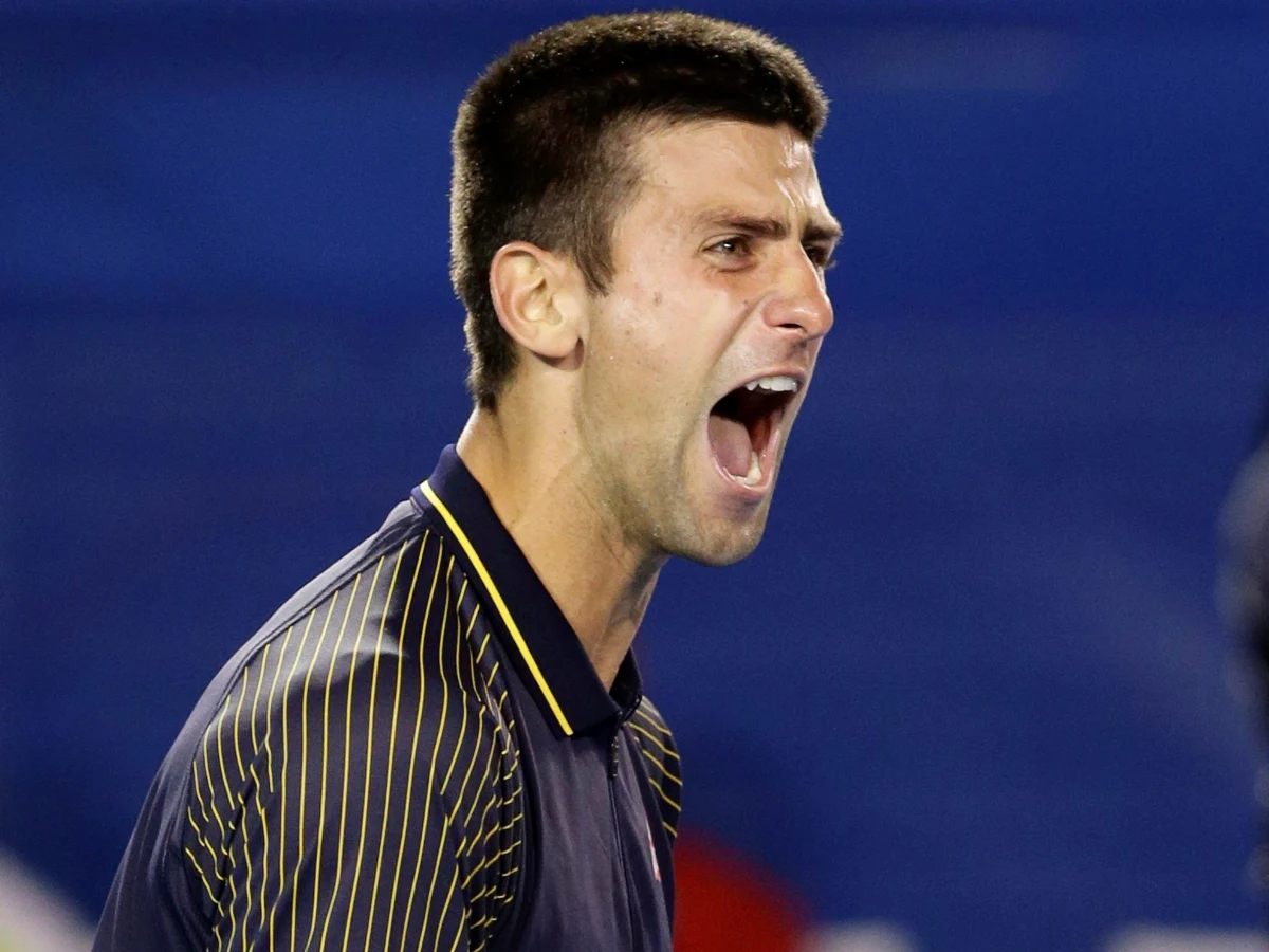 Lider rankingu ATP Novak Djokovic, w przerwie między meczami turnieju ATP Masters w kalifornijskim Indian Wells, odwiedził koszykarzy Los Angeles Lakers. Serbski tenisista zadziwił zawodowców z NBA, gdy na treningu w pierwszej próbie trafił za trzy punkty. 