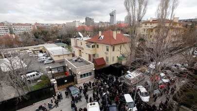 Zamach przed ambasadą USA w Turcji. Są ofiary