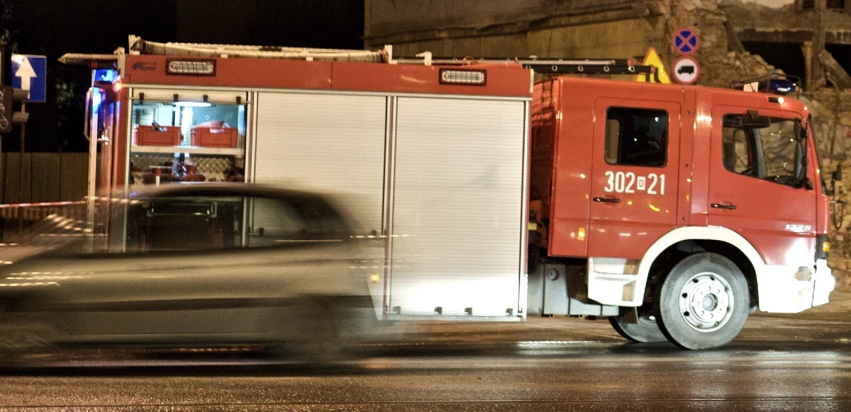 W Młodzieżowym Ośrodku Socjoterapii przy ul. Letniej w Białymstoku wybuchł pożar. Wciąż nie wiadomo, dlaczego w drewnianym budynku pojawiły się płomienie. Według wstępnych informacji, żaden z podopiecznych ośrodka nie został poszkodowany.