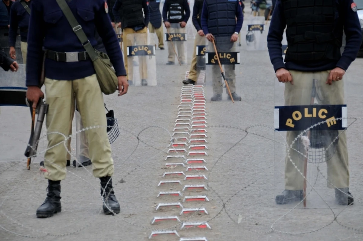 Pakistańscy talibowie zaatakowali posterunek armii pakistańskiej w północno-zachodnim Pakistanie. W ataku zginęły 23 osoby, w tym 10 cywilów.