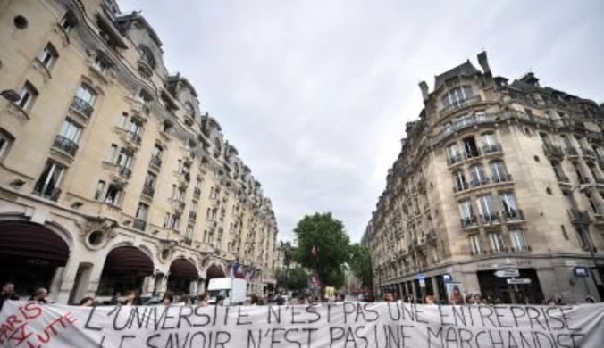 Francja: Uczelnie wznawiają zajęcia