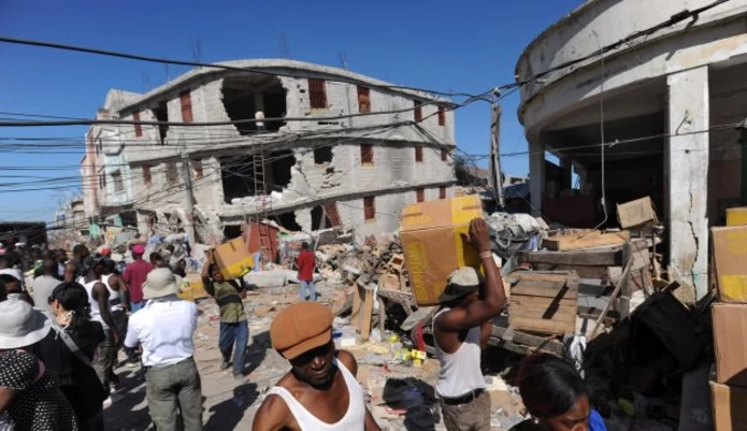 Haiti: Rabunki, przemoc i nieliczne cuda