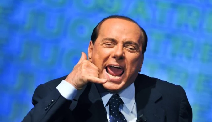 Zagadka włosów premiera Berlusconiego