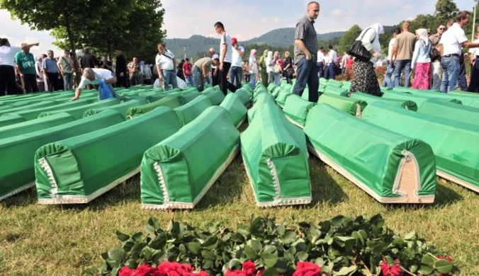 Obchody 15. rocznicy masakry w Srebrenicy