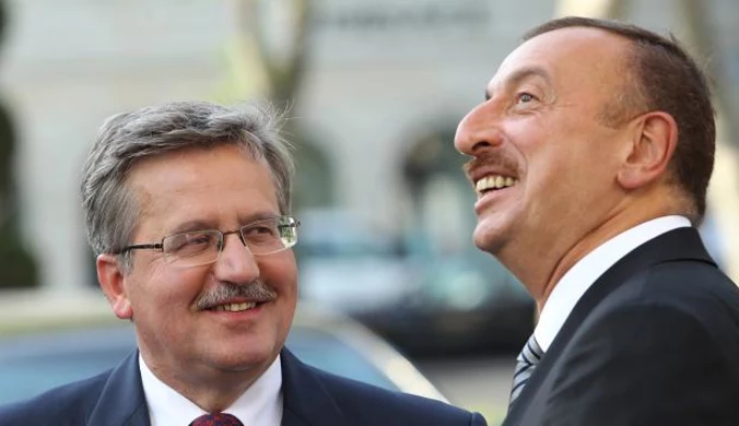 Komorowski: Szukać obszarów współpracy z Azerami