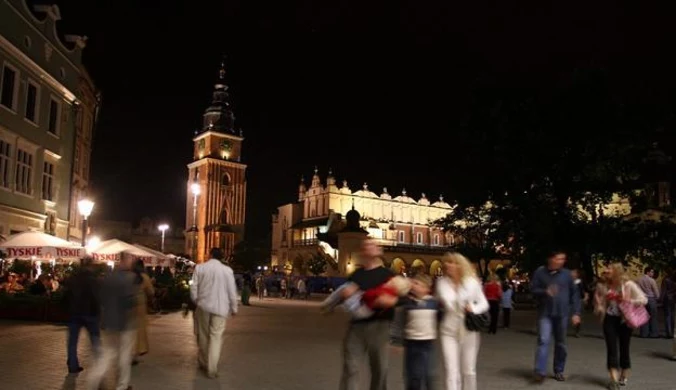 Studenci pobici w Krakowie chcą ostrzec Polonię