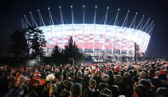 Tusk chwali Drzewieckiego i Muchę za Stadion Narodowy