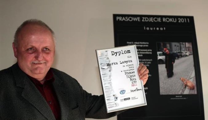 Kardynał Dziwisz bohaterem Prasowego Zdjęcia Roku 2011