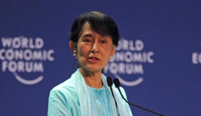 Suu Kyi apeluje, by USA i Chiny nie traktowały Birmy jak "pola walki"