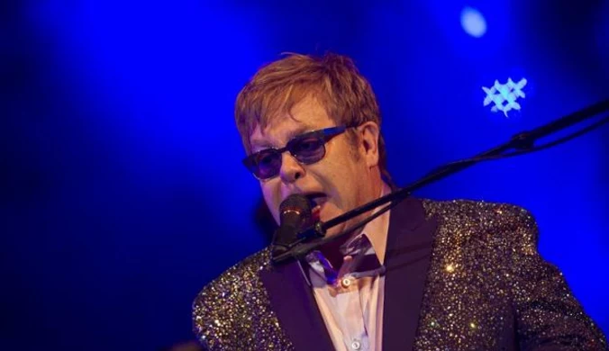 Elton John odbierze z rąk Wałęsy Medal Wdzięczności