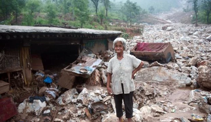 Powódź w Chinach: Rośnie bilans ofiar
