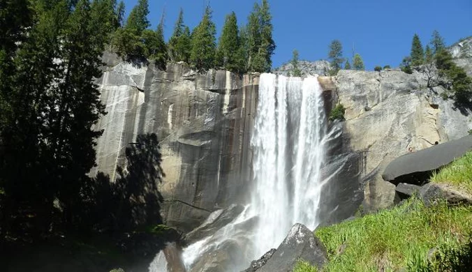 USA: Dalsze 12 tys. turystów z parku Yosemite zagrożone hantawirusem