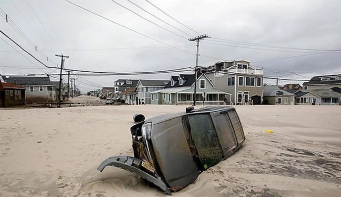 USA: Zakłócenia kampanii prezydenckiej z powodu huraganu Sandy