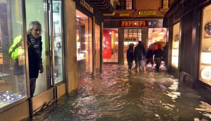 Wysoka woda zalała Wenecję