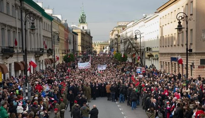 Marsz "Razem dla Niepodległej" z udziałem prezydenta