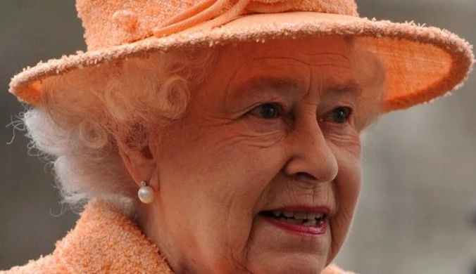 Królowa "głęboko poruszona" masakrą w szkole w USA
