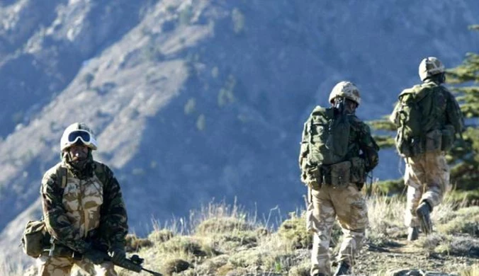 Talibowie: USA wycofują się tak jak z Wietnamu