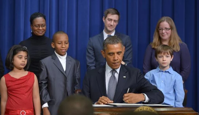 Obama przedstawił pakiet ograniczeń dotyczących broni palnej