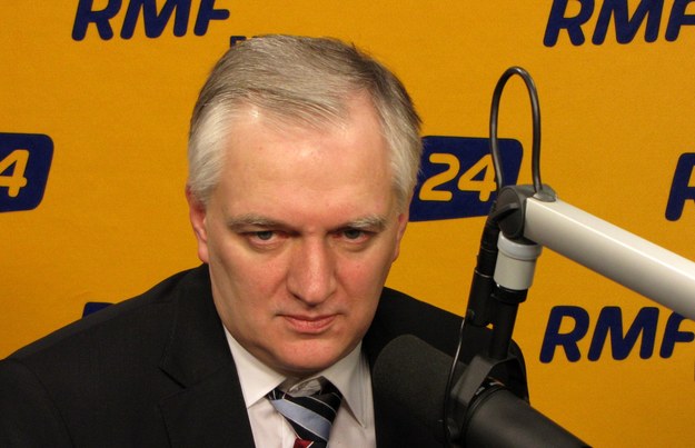 Jarosław Gowin odpowiadał na antenie RMF FM na pytania o swój stosunek do związków osób tej samej płci, nowelizację kodeksu karnego i dysproporcje w wynagrodzeniu pracowników sektora budżetowego i prywatnego.