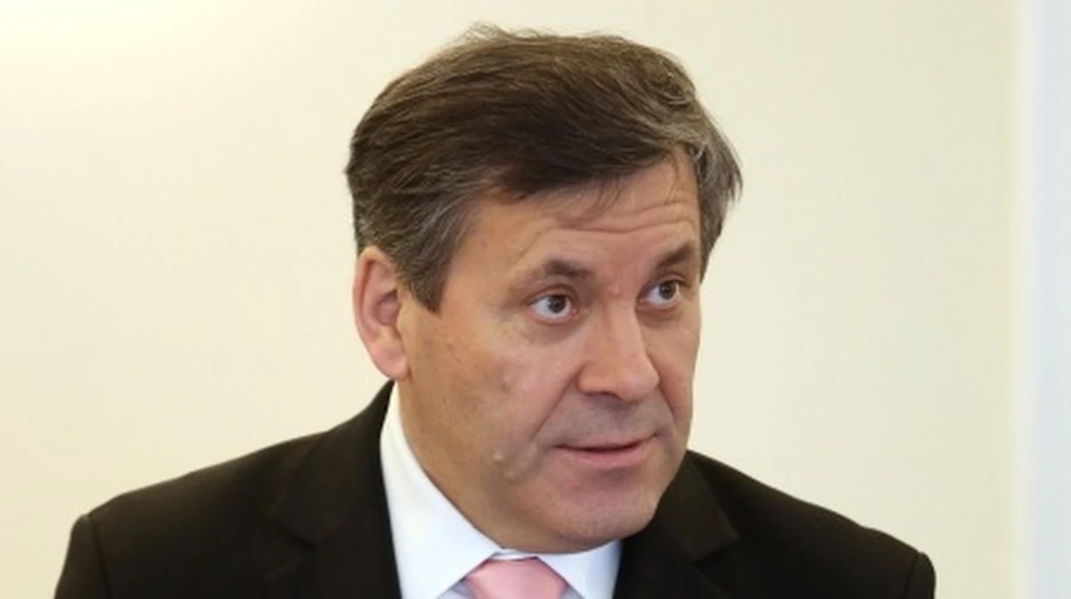 Wicepremier Janusz Piechociński stara się utrzymywać dobre stosunki ze wszystkimi: zarówno innymi politykami, jak i... dziennikarzami. W tłusty czwartek próbował osłodzić im życie zaproszeniem do ministerstwa na... "kakałko". Podobno ma go całe wiadro.