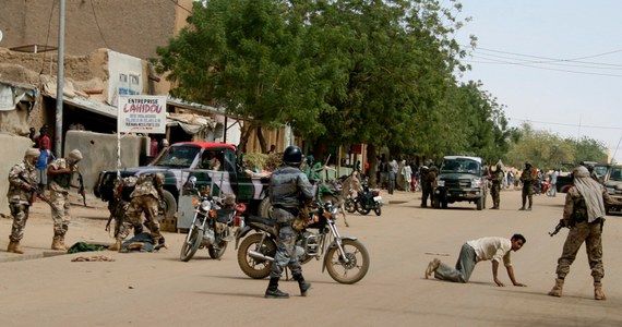 Ministrowie spraw zagranicznych Unii Europejskiej zatwierdzili rozmieszczenie wojskowej misji szkoleniowej w Mali - EUTM. Pełną liczebność misja ma osiągnąć do początku kwietnia. 