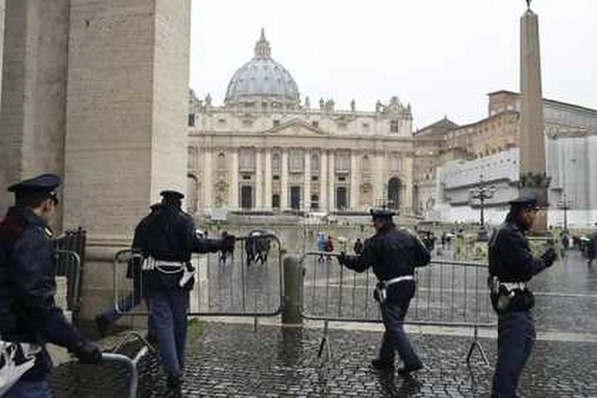 10 tys. osób podpisało się pod petycją przeciwko kardynałowi z Los Angeles, który w marcu ma brać udział w konklawe. Roger Mahony podejrzany jest o tuszowanie przypadków pedofilii w swojej diecezji. Dokument trafił już do duchownego. Nie wiadomo jednak, co stanie się z petycją. Akcję zorganizowała organizacja "Catolics United". 