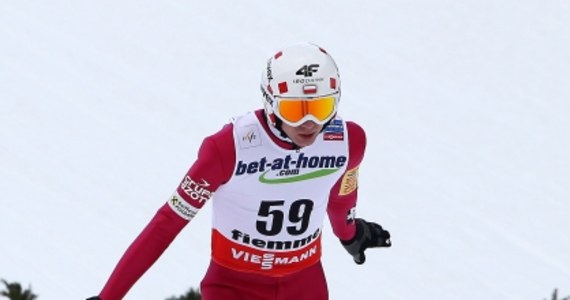 Uwagę kibiców narciarskich mistrzostw świata w Val di Fiemme przyciągnie dziś przede wszystkim indywidualny konkurs na dużej skoczni, w którym szansę na medal ma Kamil Stoch. Z koleżankami w sztafecie pobiegnie natomiast Justyna Kowalczyk.