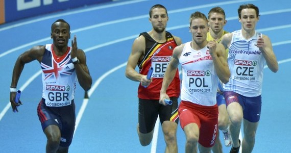 Decyzja komisji odwoławczej jest już ostateczna. Polska sztafeta 4x400 m, która początkowo była trzecia, a potem przesunięta na drugie miejsce w halowych mistrzostwach Europy w lekkiej atletyce, została zdyskwalifikowana.