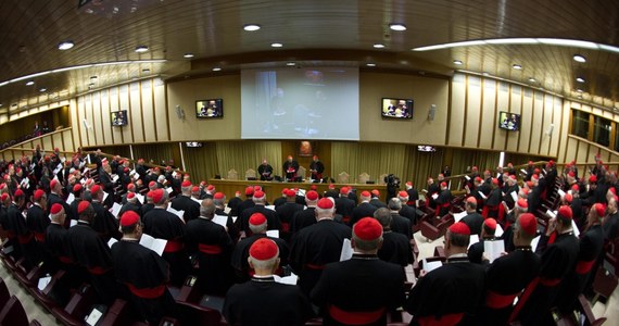 W Rzymie brakuje już tylko 8 ze 115 uczestników konklawe. Gdy przyjadą wszyscy elektorzy, Kolegium Kardynalskie wyznaczy termin konklawe, czyli wyboru nowego papieża.