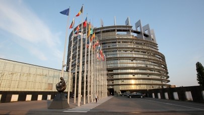 Wybory do europarlamentu przyśpieszone o dwa tygodnie