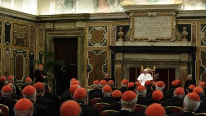 Papież Franciszek znów zaskakuje. Nie ma sekretarza