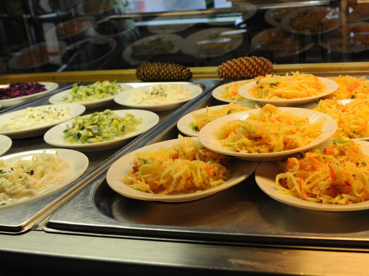 Fundacja Pomocy Dzieciom "Maciuś" z Gdyni alarmowała niedawno, że w Polsce głoduje 800 tysięcy dzieci. Tymczasem ze śledztwa "Rzeczpospolitej" wynika, że z milionów złotych, jakie co roku darczyńcy wpłacają na konto tej instytucji z przeznaczeniem na pomoc najmłodszym, w rzeczywistości na ten cel przekazywana jest tylko znikoma część pieniędzy.