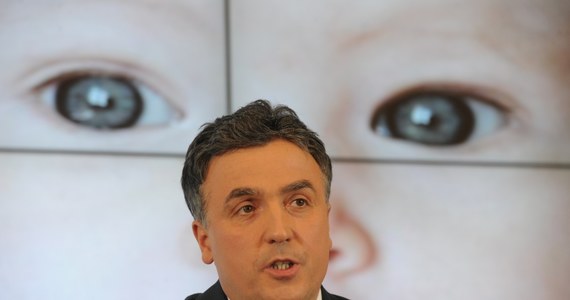 Program Ministerstwa Zdrowia przewiduje, że w ciągu trzech lat z refundacji zapłodnienia in vitro skorzysta około 15 tysięcy par. Finansowane będą maksymalnie trzy próby. Do programu kwalifikowane będą kobiety do 40. roku życia.