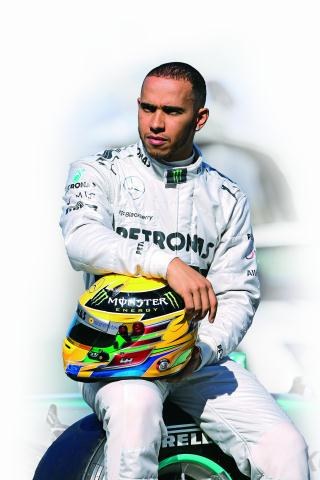 Lewis Hamilton: Ostatnia szans na wyjście z cienia /Flash Press Media