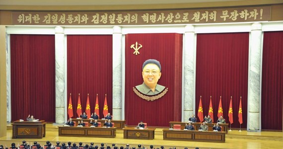 Korea Północna nie wpuściła pracowników z Południa do znajdującego się na jej terytorium kompleksu przemysłowego Kaesong. Zgodziła się natomiast na wyjazd przebywających tam obywateli Korei Południowej - informują władze w Seulu. 