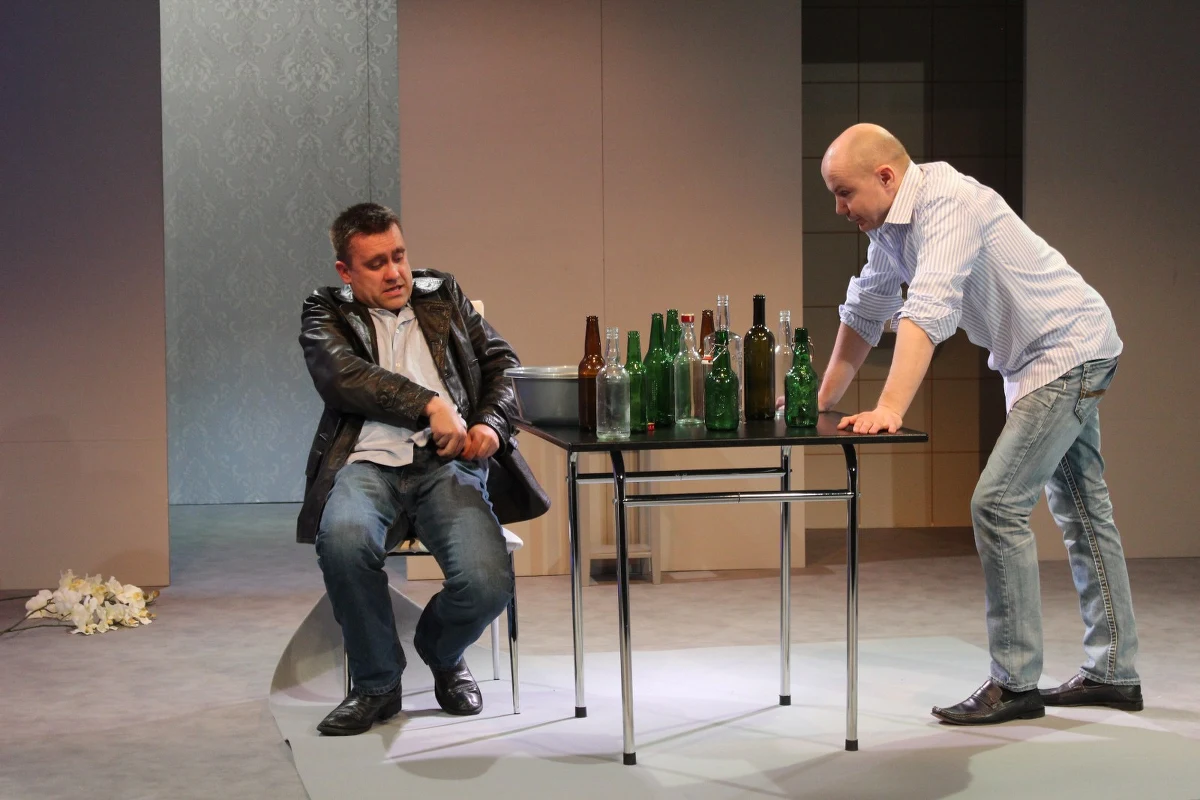 W olsztyńskim teatrze im. Stefana Jaracza trwają ostatnie próby przed niedzielną premierą spektaklu „20 minut z aniołem”, w reżyserii Andrzeja Bartnikowskiego. Sztuka została napisana na podstawie dramatu Aleksandra Wampiłowa. 