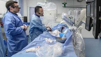 Fatalna pomyłka francuskich lekarzy. Zoperowali pacjenta, który nie wymagał zabiegu
