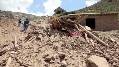 W Afganistanie zatrzęsła się ziemia. Zginęło co najmniej 7 osób