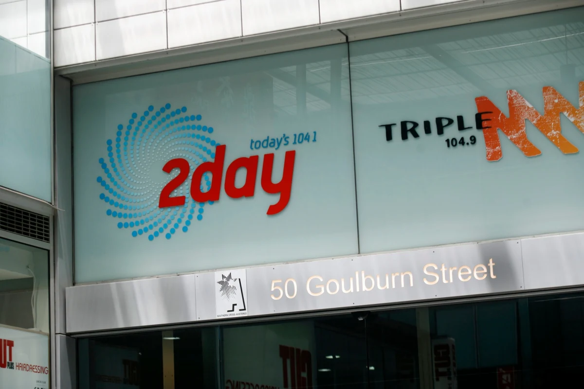 Mel Greig, australijska prezenterka, która jest odpowiedzialna za feralny żart, po którym samobójstwo popełniła pielęgniarka Jacintha Saldanha, zdecydowała, że podda się przesłuchaniu. Greig zapewniła, że "odpowie na wszystkie niezbędne w śledztwie pytania".