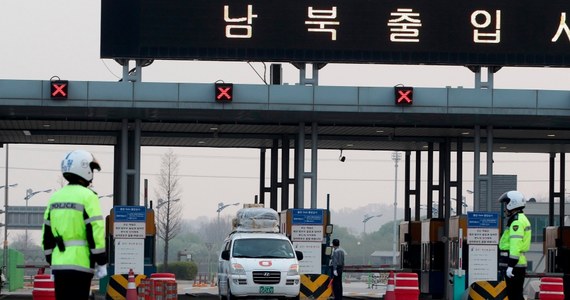 Ostatnich siedmiu Koreańczyków z Południa opuściło zamknięty przez władze Korei Północnej park przemysłowy Kaesong. Ten kompleks, otwarty pod koniec 2004 roku, był jednym z najistotniejszych przejawów odprężenia między obu państwami koreańskimi.