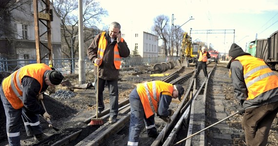 Pomorska Kolej Metropolitalna będzie prawie tak długa, jak druga linia metra w Warszawie. Dziś podpisana zostanie umowa na jej budowę. W 2015 PKM połączy młode dzielnice Gdańska leżące blisko obwodnicy z centrum oraz z Gdynię.